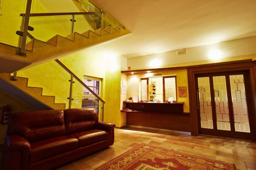 Hotel Vila Emei Марибор Экстерьер фото